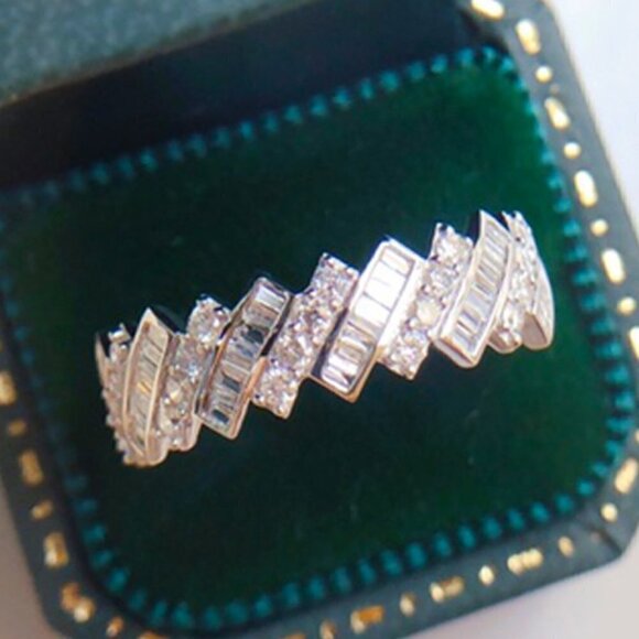 💞Shiny Bride Princess Round Cut Zircon Eternity Wedding Bands Ring, UNVN12498 - Picture 2 of 6